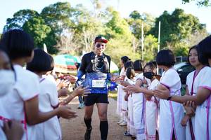 BIB: 2834, 1000
                            <button type="button" onclick="openModal(18982000)" class="btn btn-primary btn-sm float-right btn-popup" data-toggle="modal" data-target=".modal-high-quality">
                        <i class="fas fa-shopping-cart"></i> Add to Cart
                    </button>
                                            <button type="button" onclick="isThisMe(18982000, true)" class="btn btn-success btn-sm float-right btn-popup btn-isme hidden" data-toggle="tooltip" data-placement="bottom" title="นี่คือรูปของคุณใช่ไหม คลิกที่นี่เพื่อเอาเข้าอัลบั้ม">
                        <i class="fas fa-plus"></i> Add to album
                    </button>
                    <button type="button" onclick="isThisMe(18982000, false)" class="btn btn-warning btn-sm float-right btn-popup btn-isnotme hidden">
                        <i class="fas fa-ban"></i> Remove from album
                    </button>